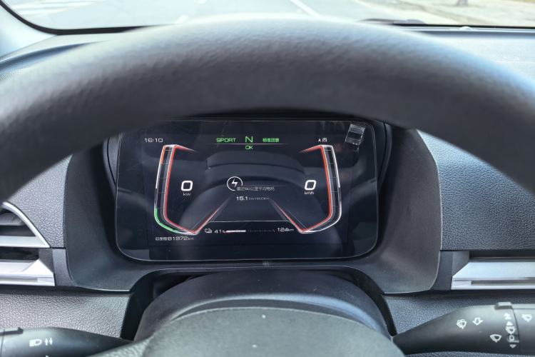 Used BYD e2 2019 Standard Range Version – Yue·Standard Model Instrument Cluster