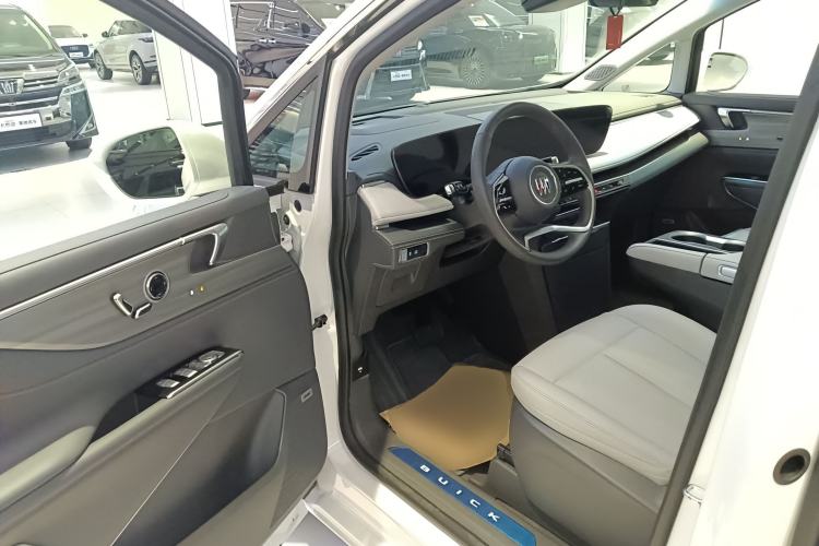 Used Buick GL8 2025 Lu Zun Deluxe Edition