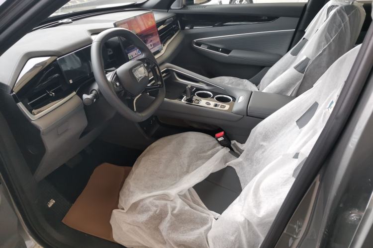 Used Geely Auto Emgrand X7 Sport 2026 Model 1.5TD Aspirational