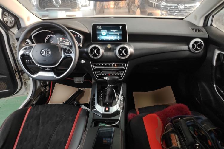 Used BAIC Senova D50 2018 1.5L CVT Luxury Intelligent Drive Edition Center Console
