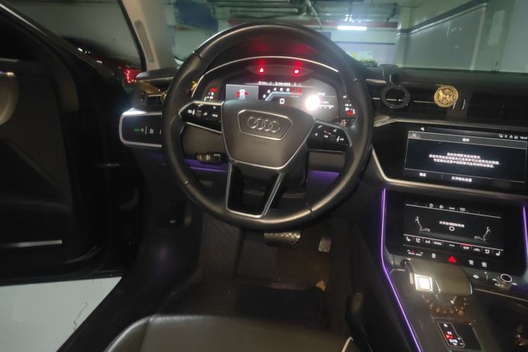 Used Audi A6 2022 allroad quattro Explorer 55 TFSI Prestige Off-Road Model