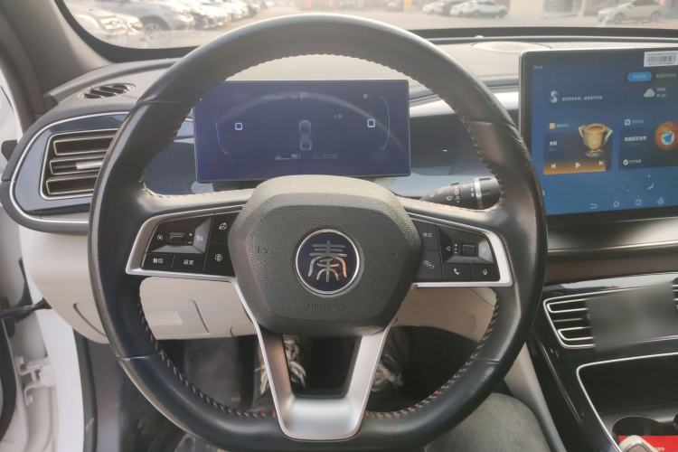 Used BYD Qin PLUS 2023 Champion Edition DM-i 120KM Beyond Model
