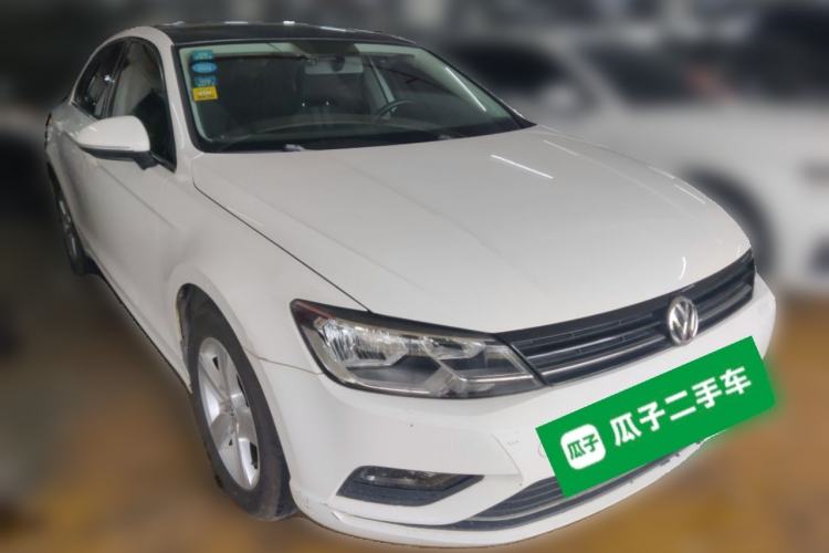 Used Volkswagen Lamando 2017 230TSI DSG Fashion Edition Front Right 45 Deg