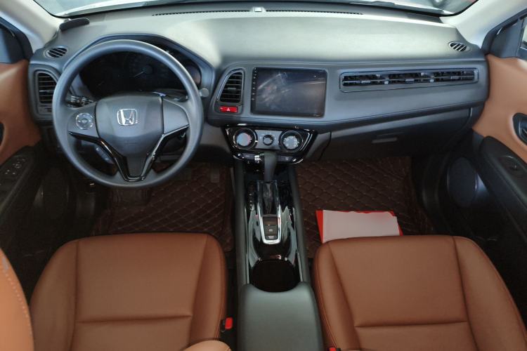 Used Honda Vezel 2017 1.5L CVT 2WD Comfort Model Center Console