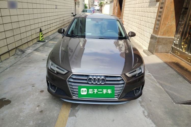 Used Audi A4L 2019 40 TFSI Fashion Edition China VI Emission Standard