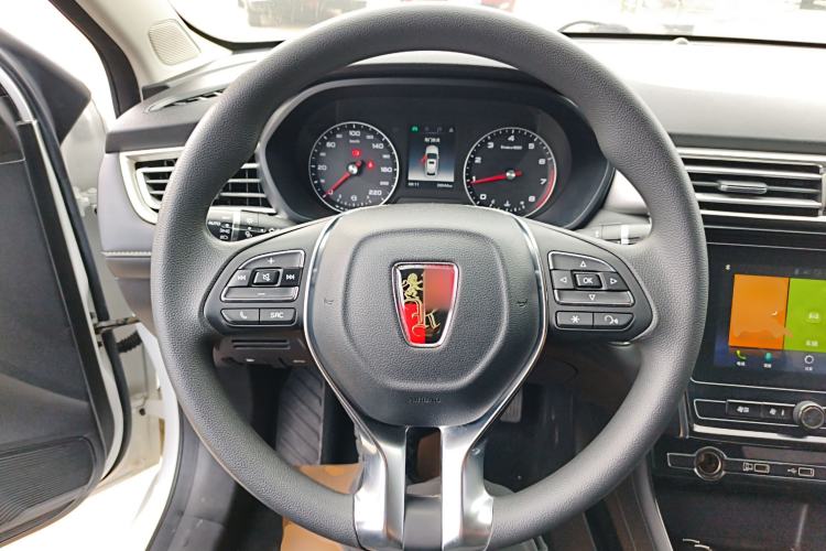 Used Roewe i5 2019 1.5L Manual 4G Connected Langyue Edition Steering Wheel