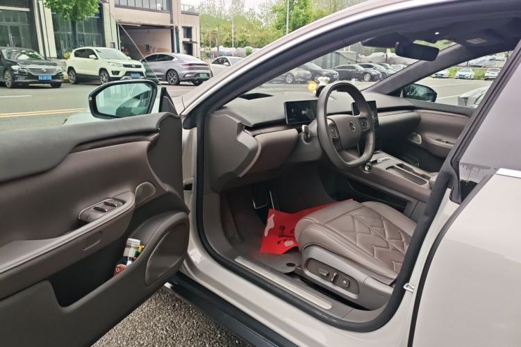 Used Nio ET7 2024 75 kWh Executive Signature Edition
