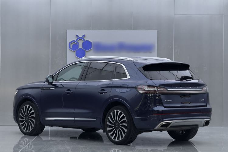 Used Lincoln Nautilus 2021 2.7T Four-Wheel-Drive Presidential Edition Exterior 4