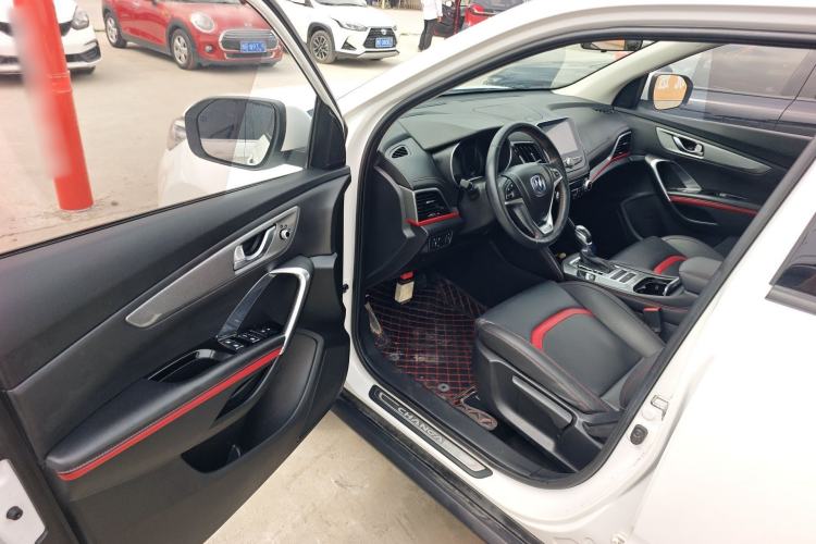 Used CHANGAN CS55 2018 1.5T Automatic Colorful Edition China V Standard
