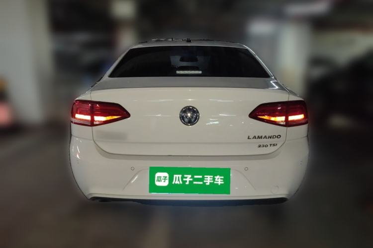 Used Volkswagen Lamando 2018 230TSI DSG Fashion Edition
