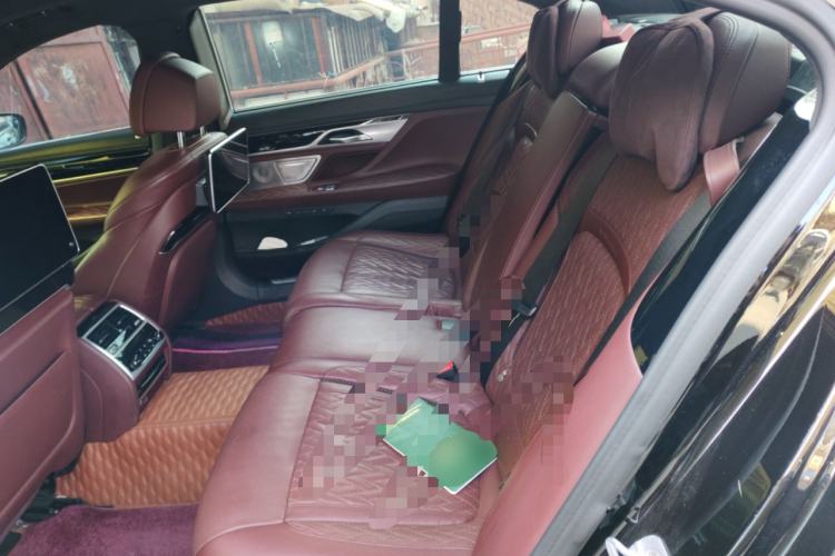 Used BMW 7 Series 2019 740Li Leading Edition Luxury Package Left Rear Seat