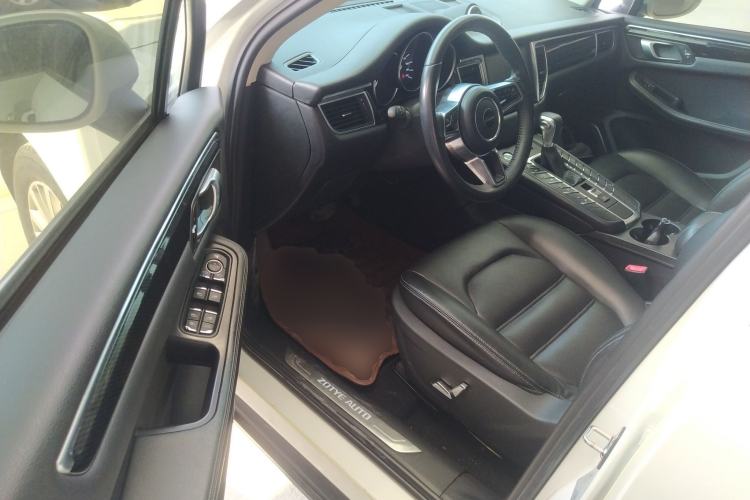 Used Zotye SR9 2017 2.0T Automatic Ultimate Edition
