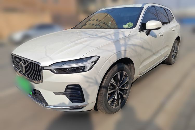 Used Volvo XC60 2023 B5 4x4 Smart Luxury Edition