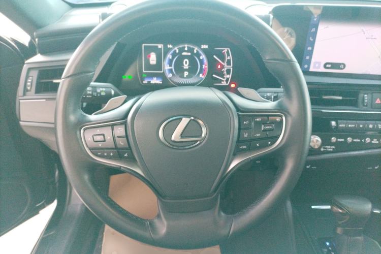 Used Lexus ES 2023 200 Excellence Edition