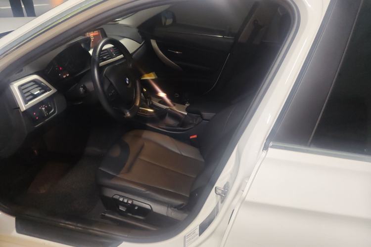 Used BMW 3 Series 2015 320Li Fashion Model
