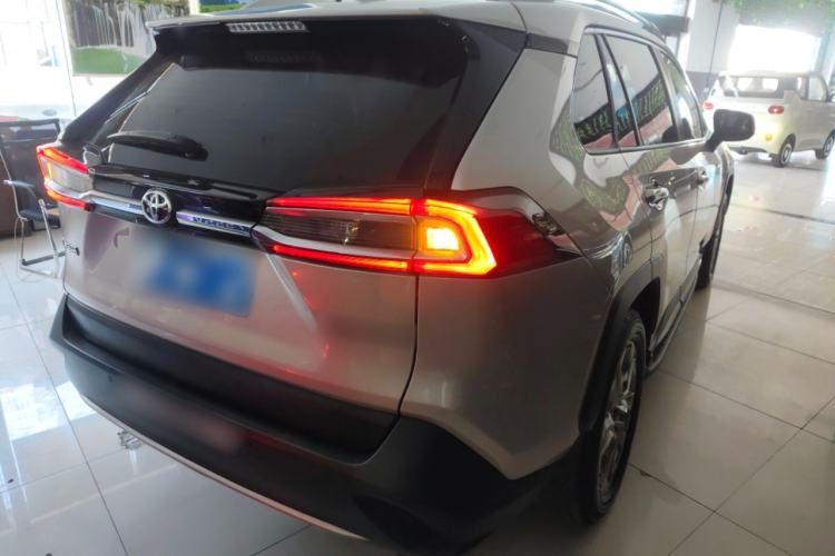 Used Toyota Wildlander 2022 2.0L CVT Two-Wheel Drive Luxury PLUS Edition