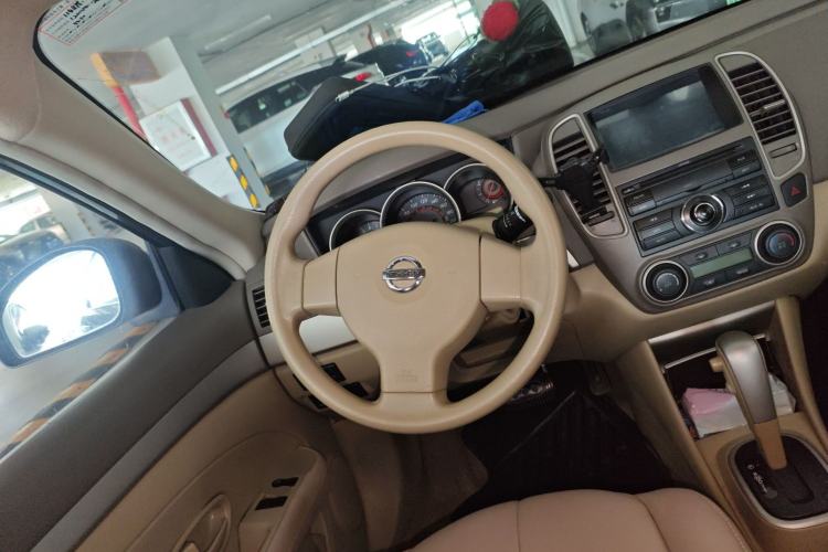 Used Nissan Sylphy 2012 Classic 1.6XE Automatic Comfort Edition Steering Wheel