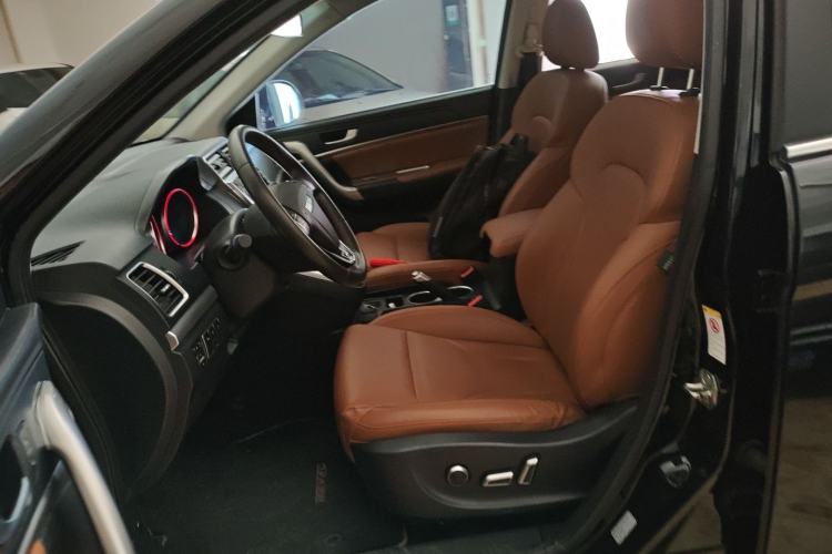 Used Haval H6 2015 Sport Edition 1.5T Automatic Two-Wheel Drive Luxury Model
