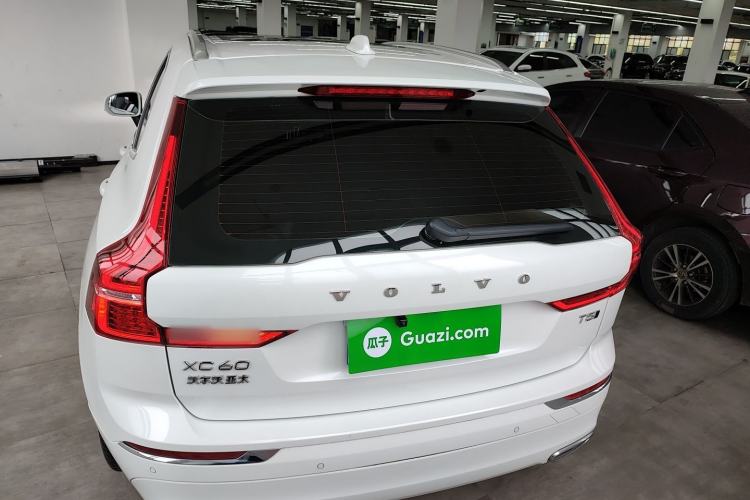 Used Volvo XC60 2021 T5 4x4 Smart Luxury Edition