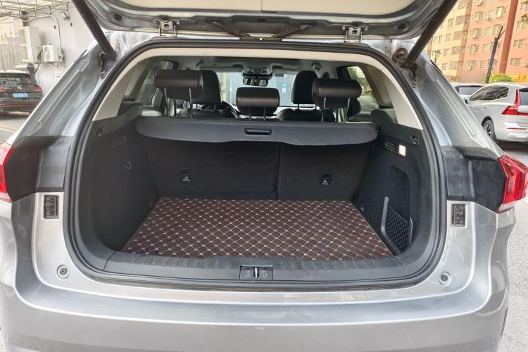 Used Wey VV6 2020 2.0T Two-Wheel Drive Smart Enjoyment+