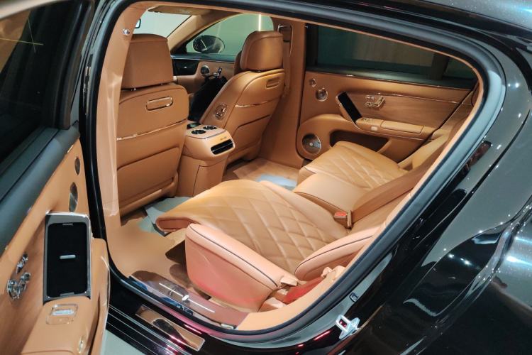 Used Hima S800 2025 Model, Range-Extended Starlight Premium Edition, 5 Seats Left Rear Seat