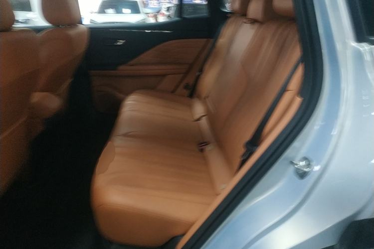 Used AION V 2024 Aion Tyrannosaurus 650 Smart Luxury Edition Left Rear Seat