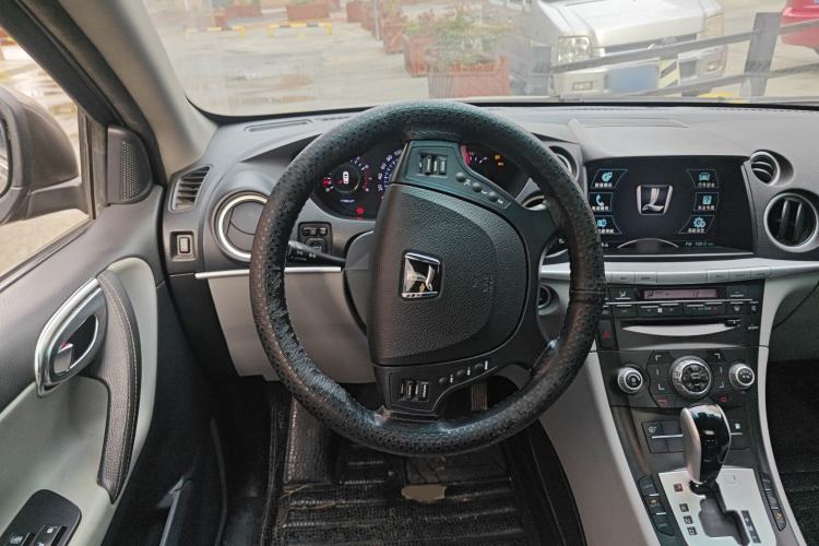 Used Luxgen Great 7 SUV 2013 Limited-Edition Sharp Edition 2.2T All-Wheel-Drive Prestige Model