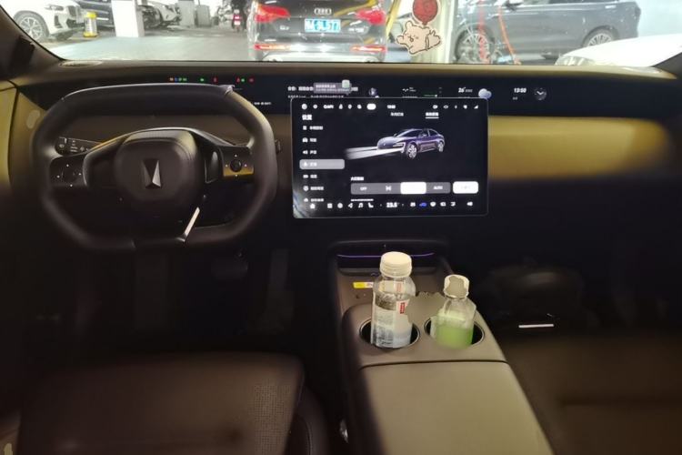 Used Avatr 06 2025 Ultra Pure Electric Edition Center Console