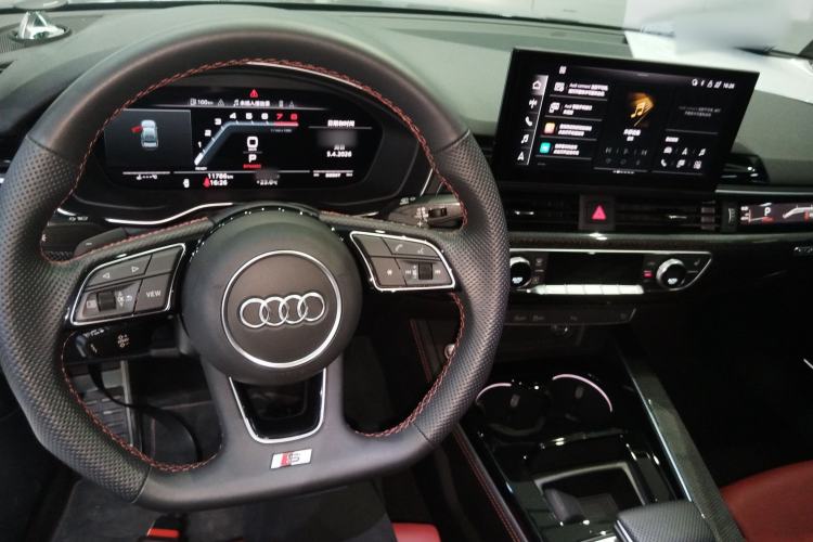 Used Audi S4 2022 S4 3.0TFSI Center Console