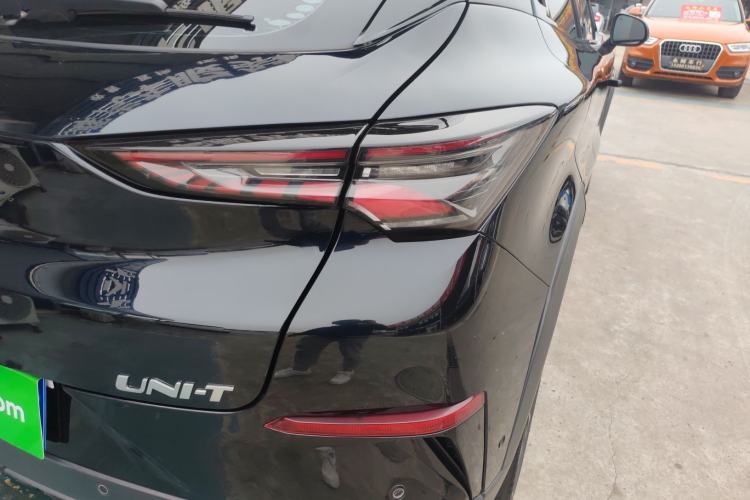 Used CHANGAN UNI-T 2020 1.5T Flagship Version
