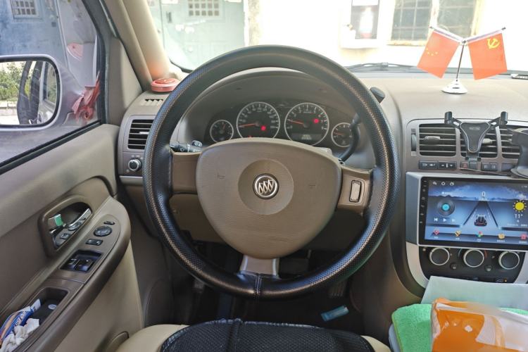 Used Buick GL8 2014 2.4L Classic Edition
