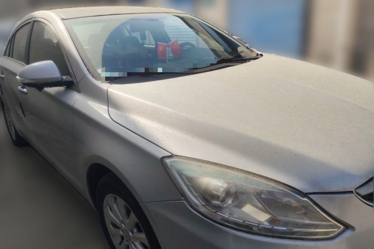 Used Haima M6 2015 1.5T Manual Luxury Model Front Right 45 Deg