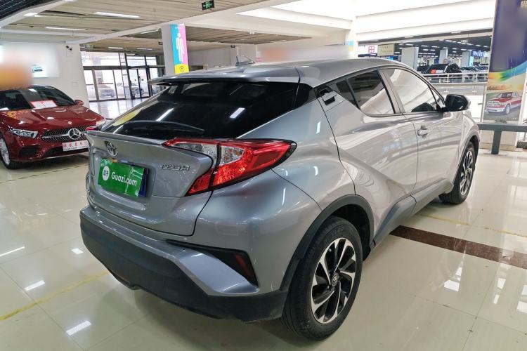 Used Toyota IZOA 2018 2.0L Yichi Edition China V Standard Rear Right 45 Deg