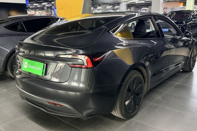 Used Tesla Model 3 2023 Rear-Wheel-Drive Version
