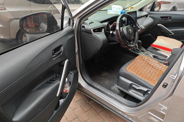 Used Toyota Corolla Cross 2022 2.0L Elite Edition Driver Seat