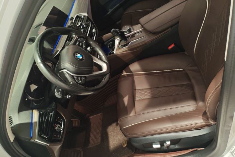 Used BMW 5 Series 2018 530Li Leading Edition Luxury Package
