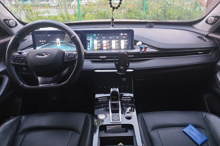 Used Chery Tiggo 8 PLUS 2021 290TGDI DCT Haoting Edition Center Console