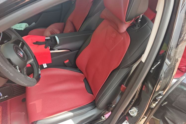 Used Buick LaCrosse 2025 28T Platinum Edition
