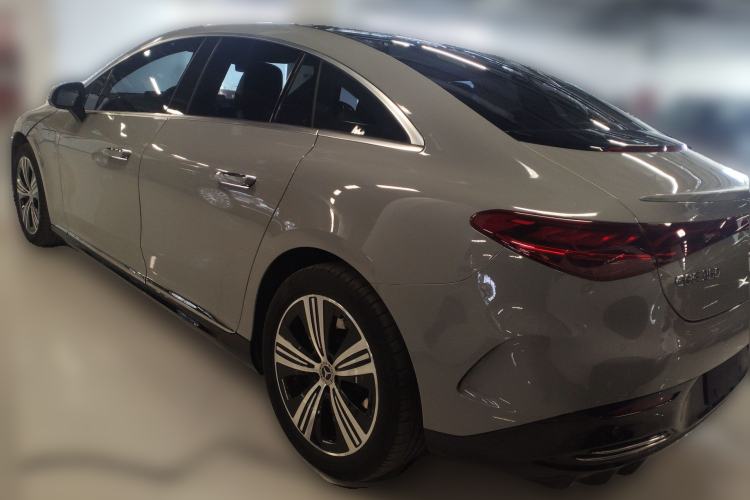 Used Mercedes-Benz EQE 2022 350 Luxury Edition Rear Left 45 Deg