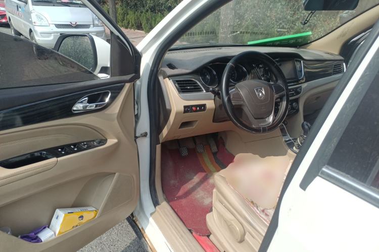 Used Baojun 730 2016 1.5L Manual Comfort Version 7 Seats China V Emission Standard
