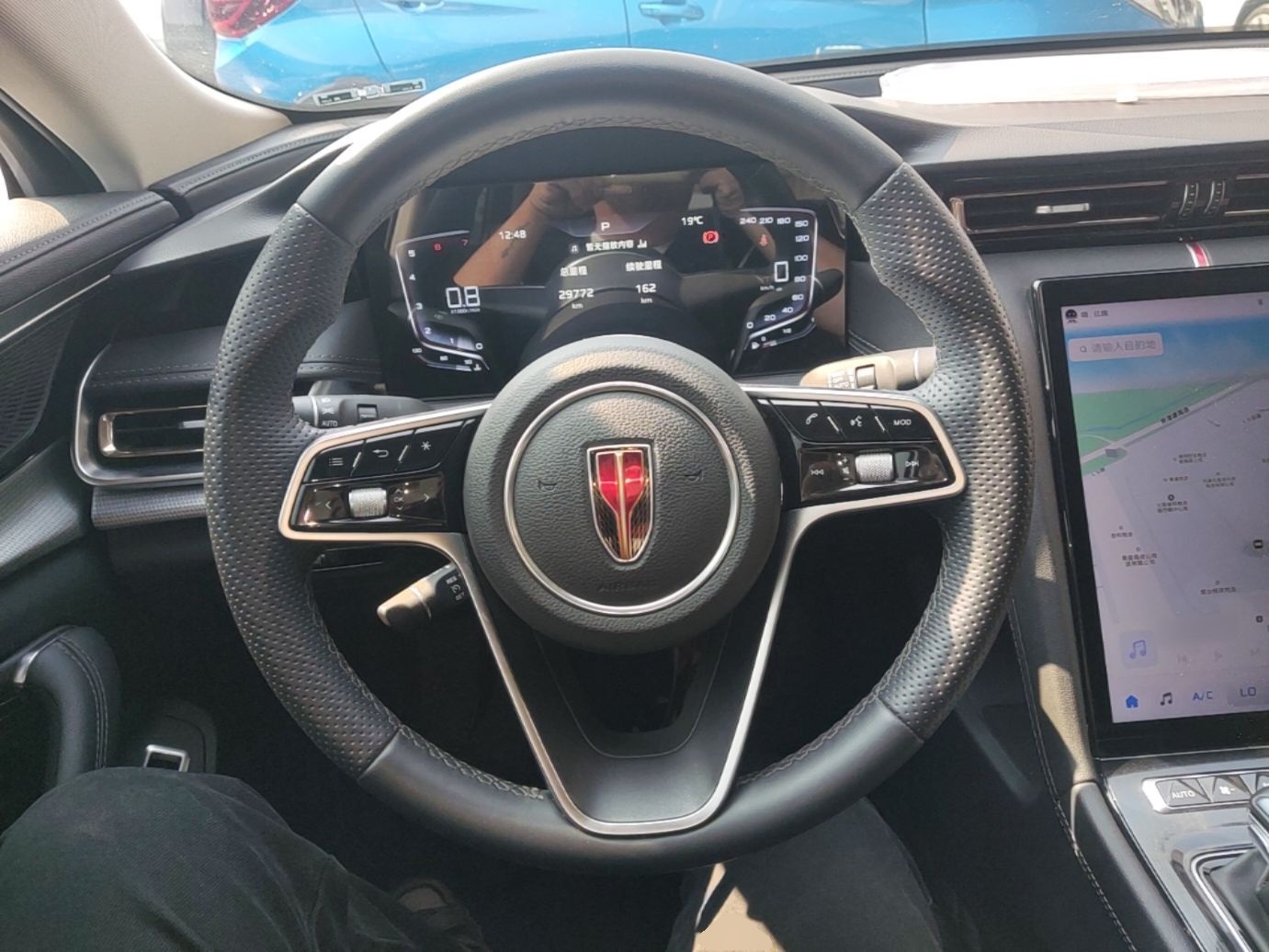 Hongqi H5 2024 1.5T DCT Smart Connect Flagship Edition - Chinese Trim Yun — снимка 13