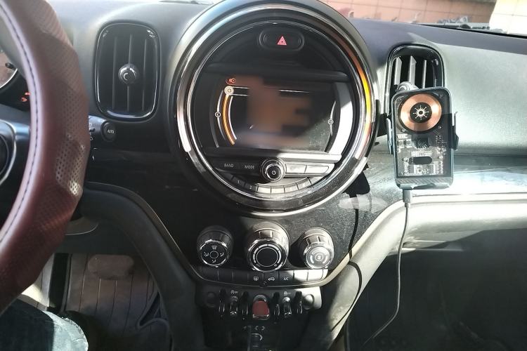 Used MINI Countryman 2017 1.5T COOPER ALL4 Audio And AC Panel