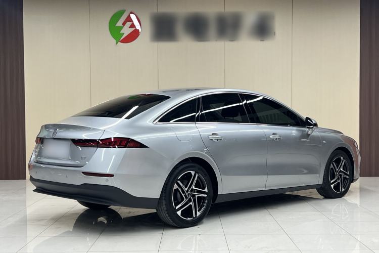 Used Roewe D7 2023 DMH 125km Flagship Edition