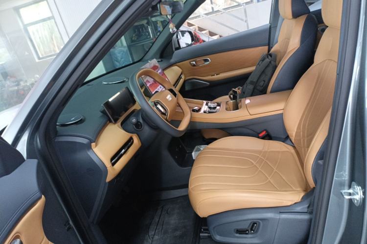 Used Geely Galaxy Xingjian 7 EM-i 2025 120km Launch+ Version Left Front Seat