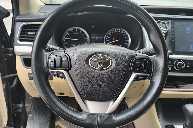 Used Toyota Highlander 2017 2.0T Four-Wheel Drive Elite Edition 7-Seater Steering Wheel
