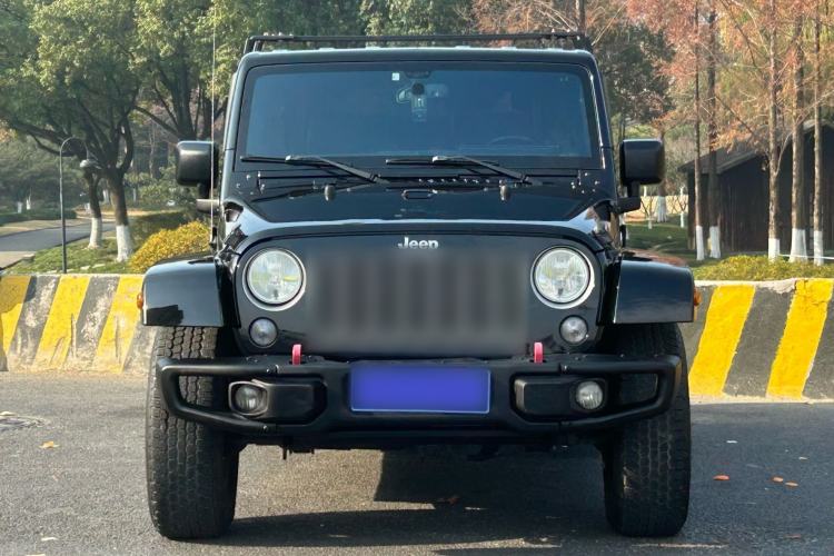 Used Jeep Wrangler 2017 3.0L Sahara Four-Door Comfort Edition