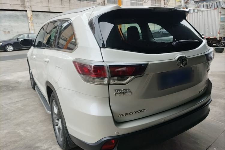 Used Toyota Highlander 2017 2.0T Four-Wheel Drive Luxury Edition 7 Seats
