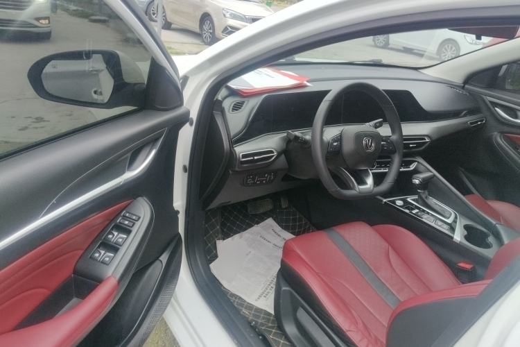 Used CHANGAN Eado 2021 PLUS Blue Whale NE 1.4T GDI DCT Prestige Model
