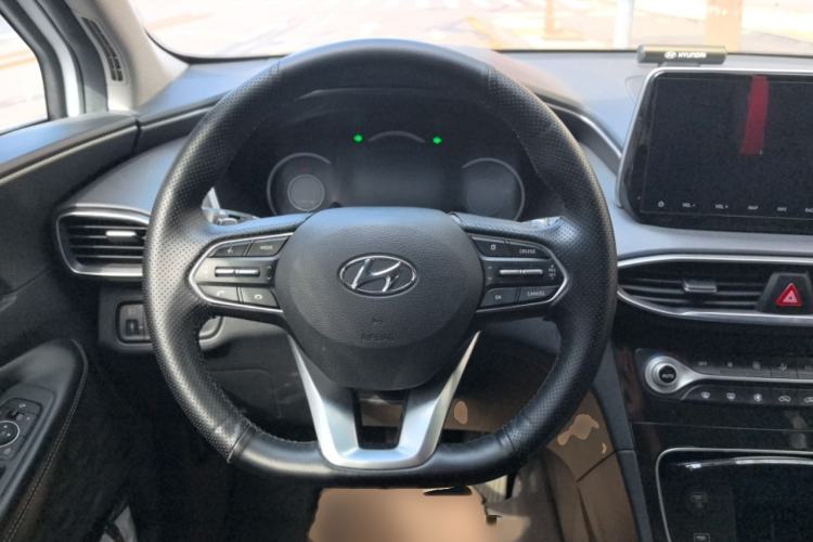 Used Hyundai Santa Fe 2020 380 TGDi Automatic Two-Wheel Drive GLS Luxury Edition Steering Wheel