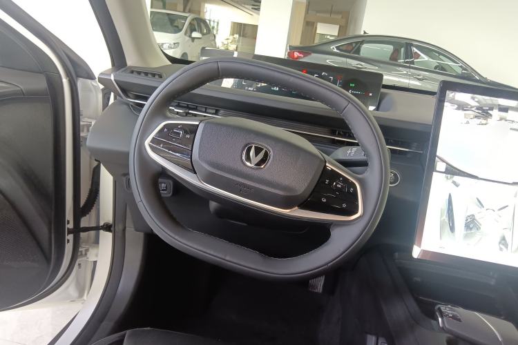 Used CHANGAN Eado DD 2023 Blue Whale NE 1.5T GDI DCT Luxury Edition